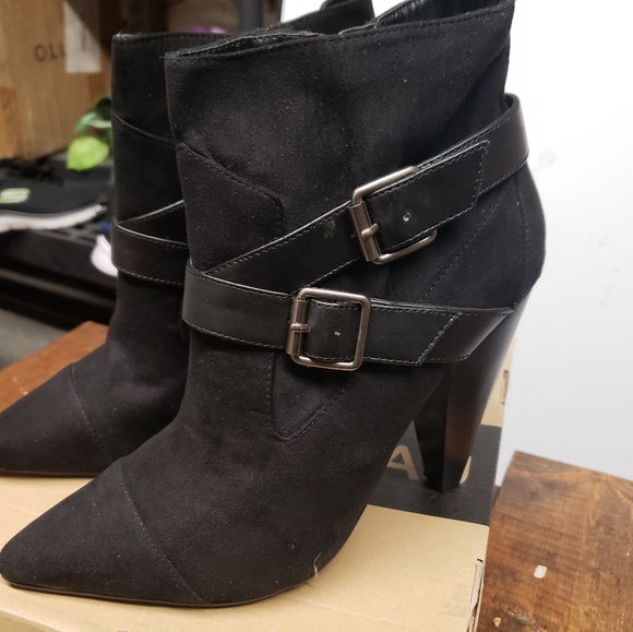 Le chateau Sandals  NEW size 10 - Picture 2 of 8